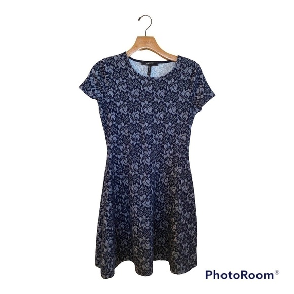 BCBGMaxazria Blue Short Sleeve Dress Sz. XS - Picture 1 of 4
